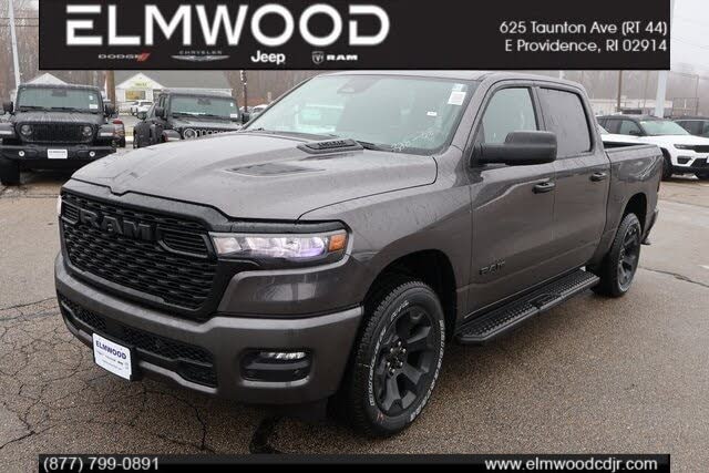 2026 RAM 1500 Express Crew Cab 4WD