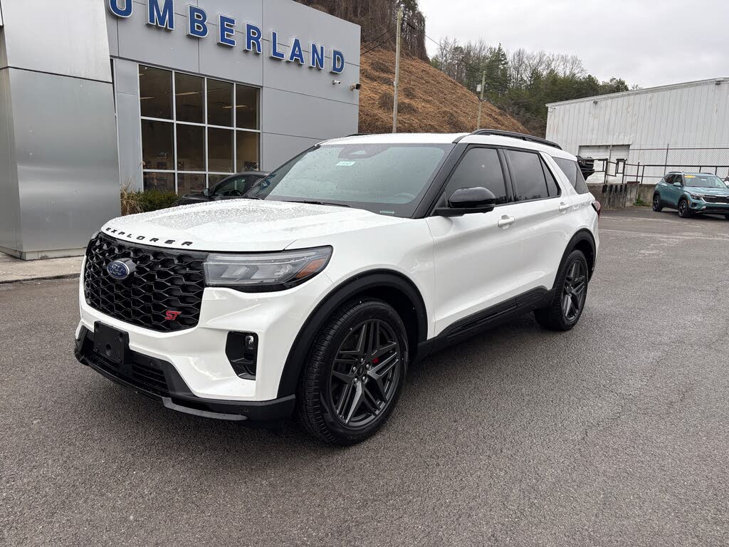 2025 Ford Explorer ST AWD