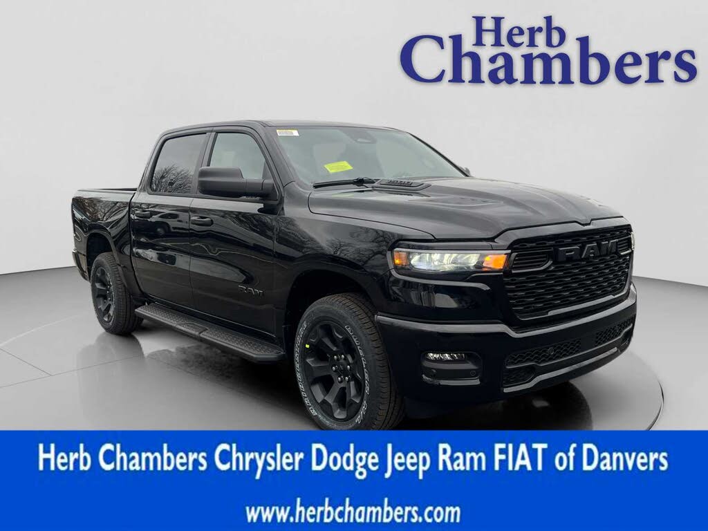 2026 RAM 1500 Express Crew Cab 4WD