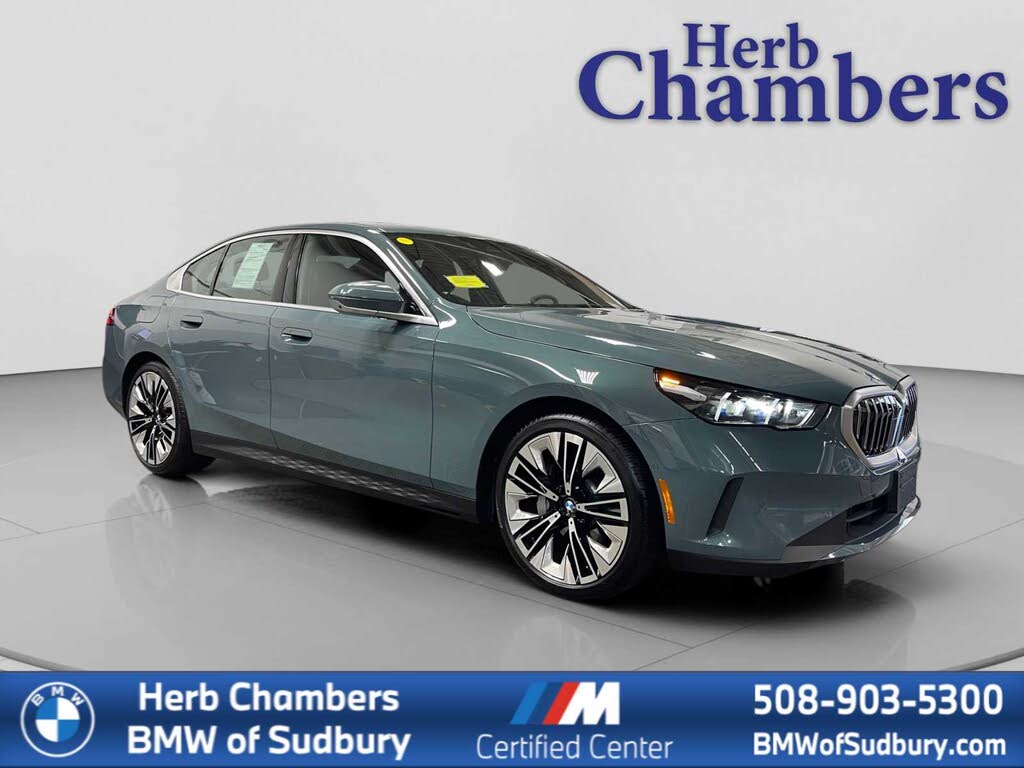 2025 BMW 5 Series 530i xDrive