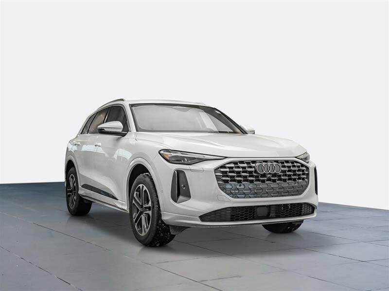 Audi Q5 quattro Premium 40 TFSI 2025