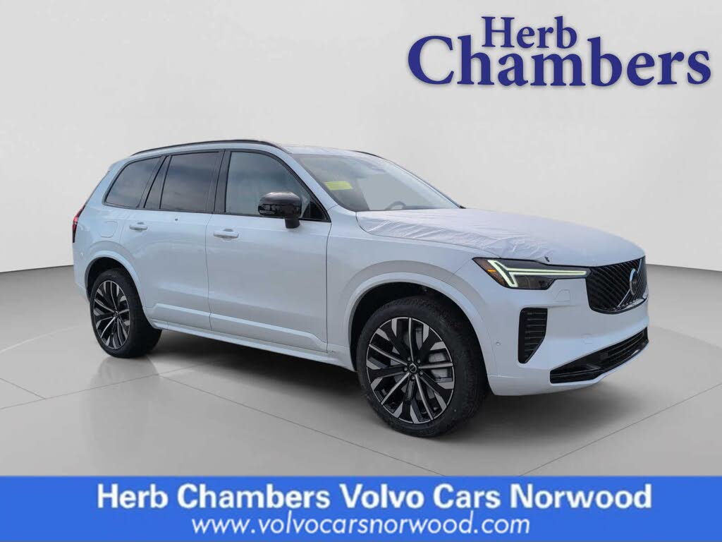 2026 Volvo XC90 B6 Ultra Dark 7-Passenger AWD