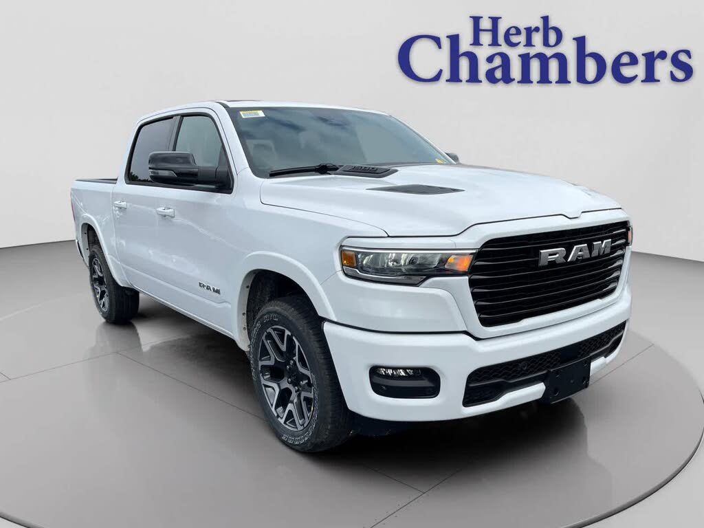 2026 RAM 1500 Laramie Crew Cab 4WD