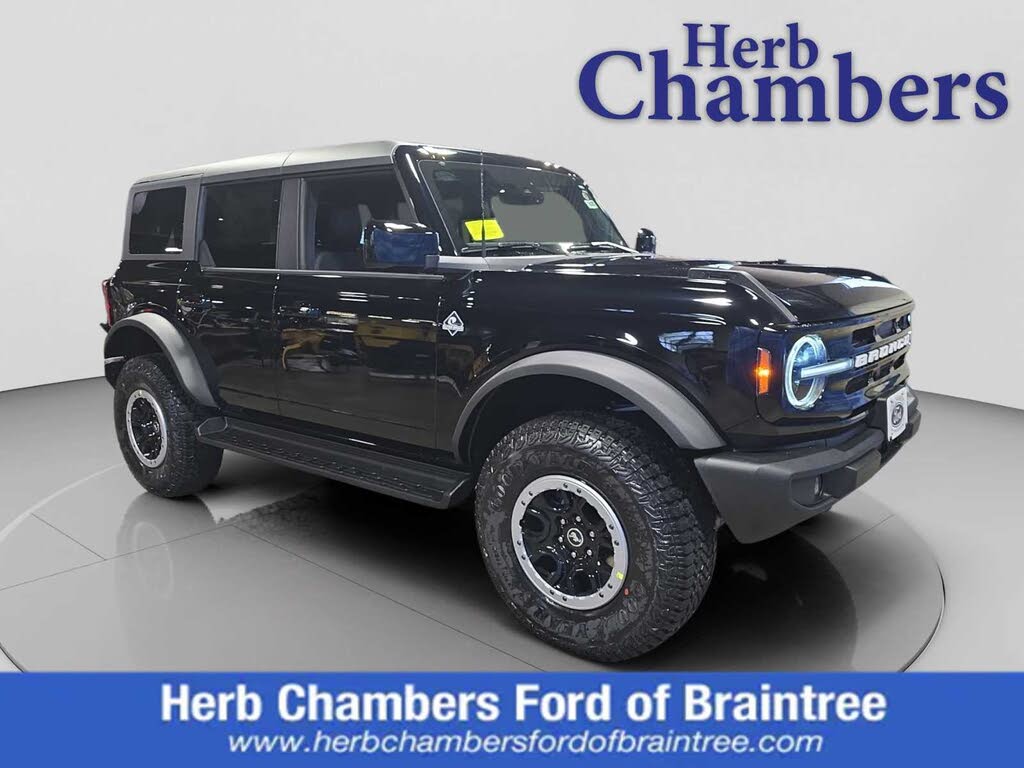 2025 Ford Bronco Outer Banks 4-Door 4WD