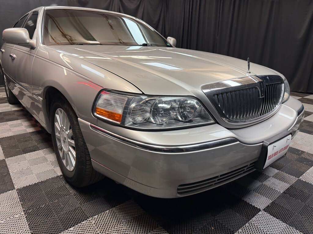 2007 Lincoln Town Car Executive L