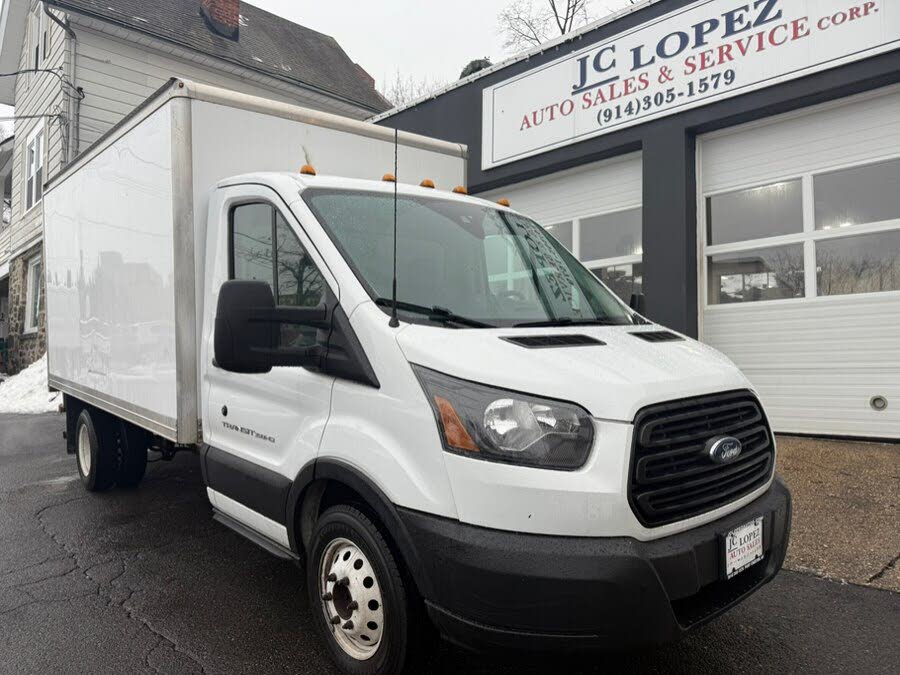 2019 Ford Transit Chassis 350 HD 9950 GVWR 156 DRW RWD