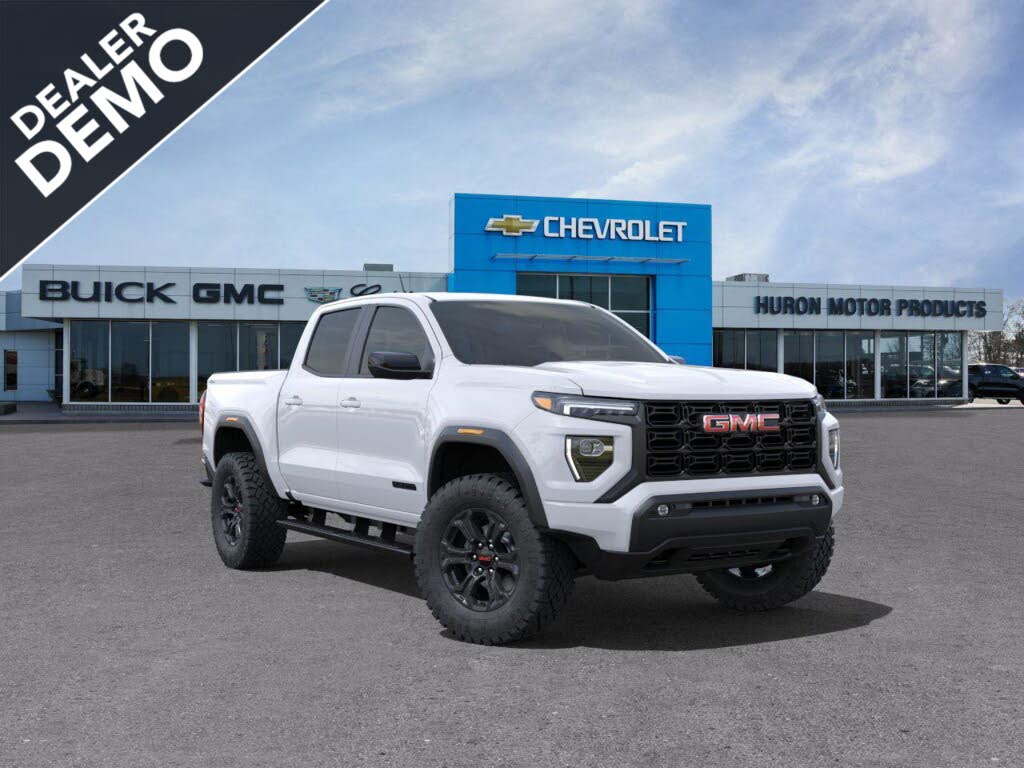 GMC Canyon Elevation Crew Cab 4WD 2025
