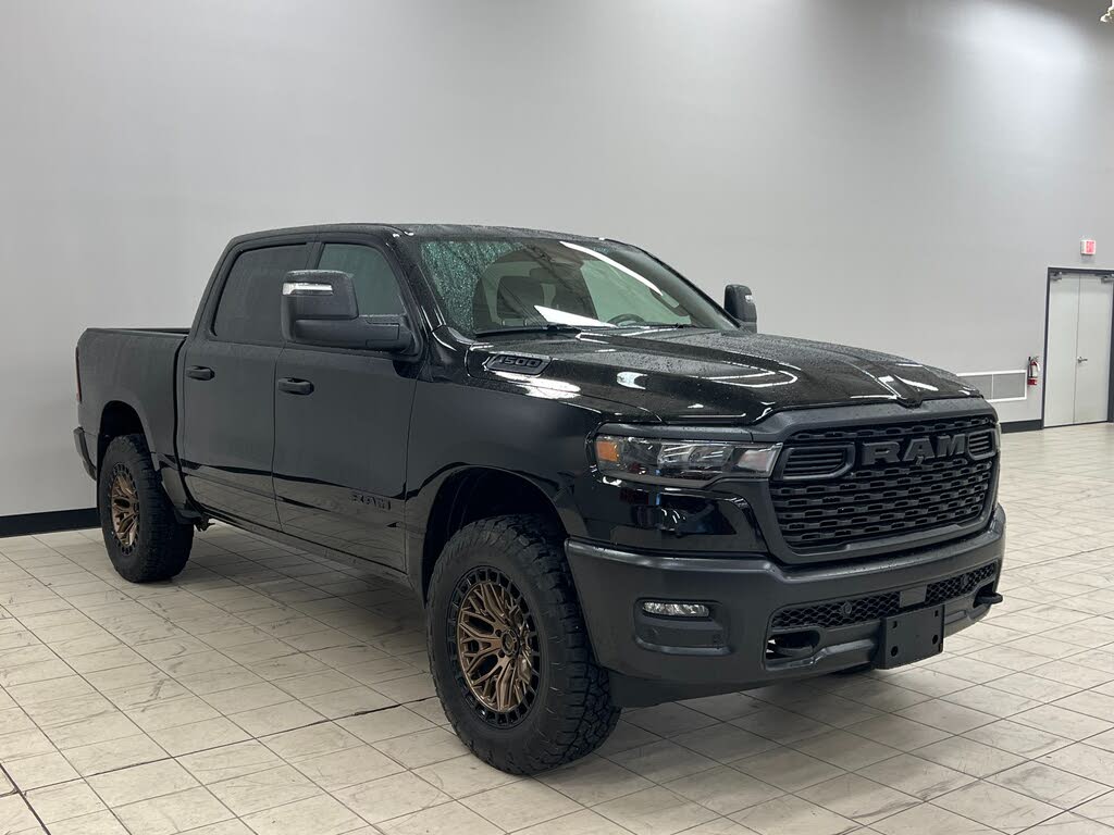 2025 RAM 1500 Tradesman Crew Cab 4WD