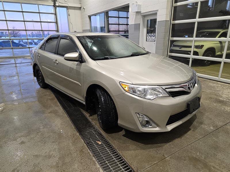 2014 Toyota Camry XLE V6