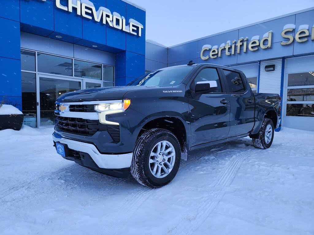 2026 Chevrolet Silverado 1500 LT Crew Cab 4WD