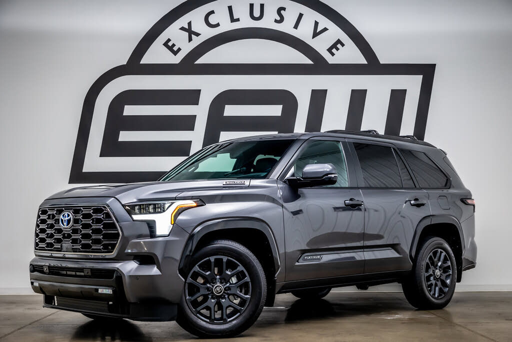 2024 Toyota Sequoia Platinum 4WD