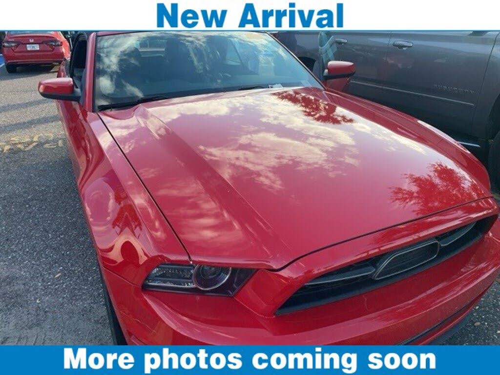 2013 Ford Mustang V6 Premium Convertible RWD