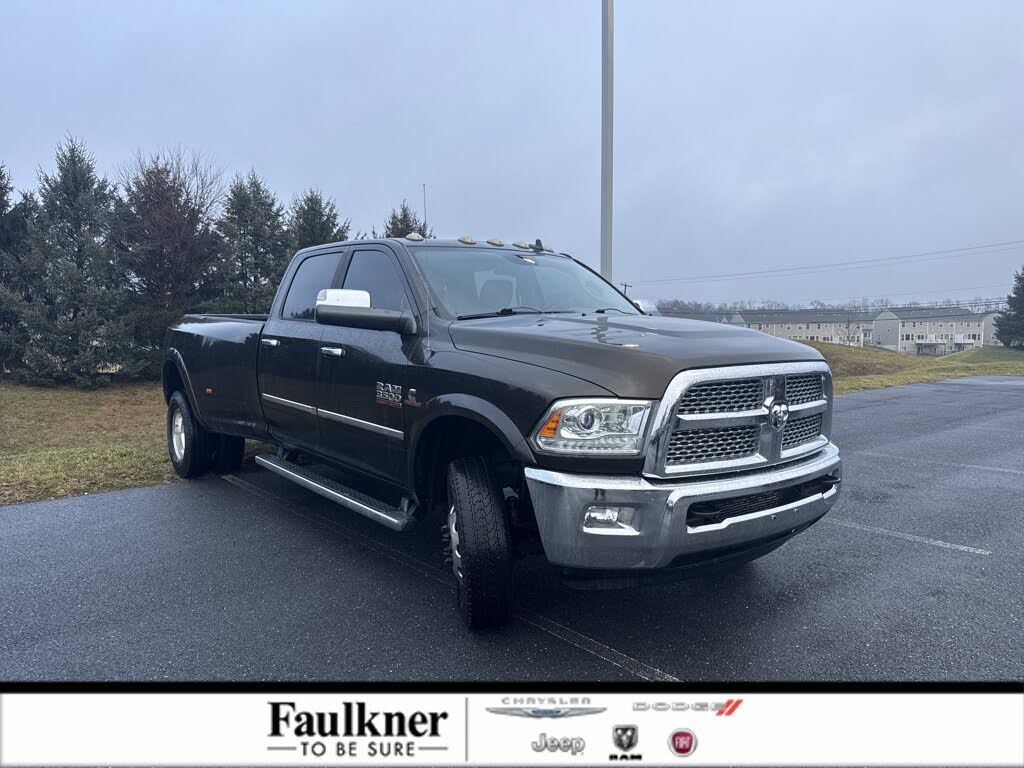 2013 RAM 3500 Laramie Crew Cab LB DRW 4WD
