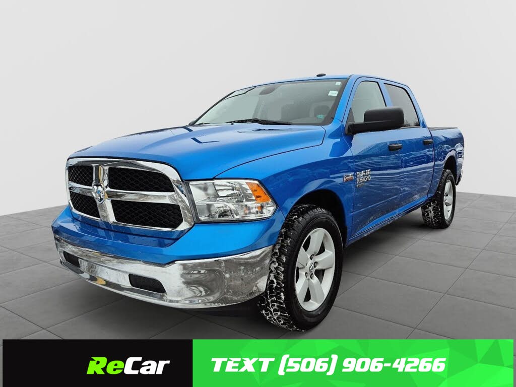 RAM 1500 Classic SLT Crew Cab 4WD 2023