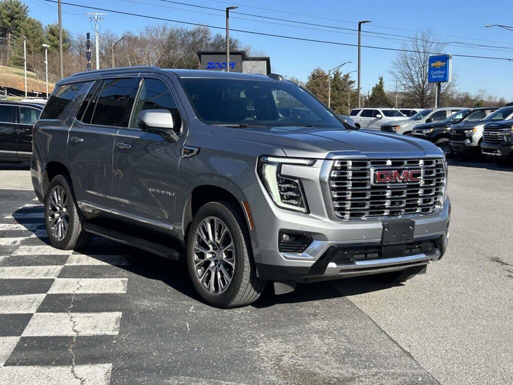2025 GMC Yukon Denali 4WD