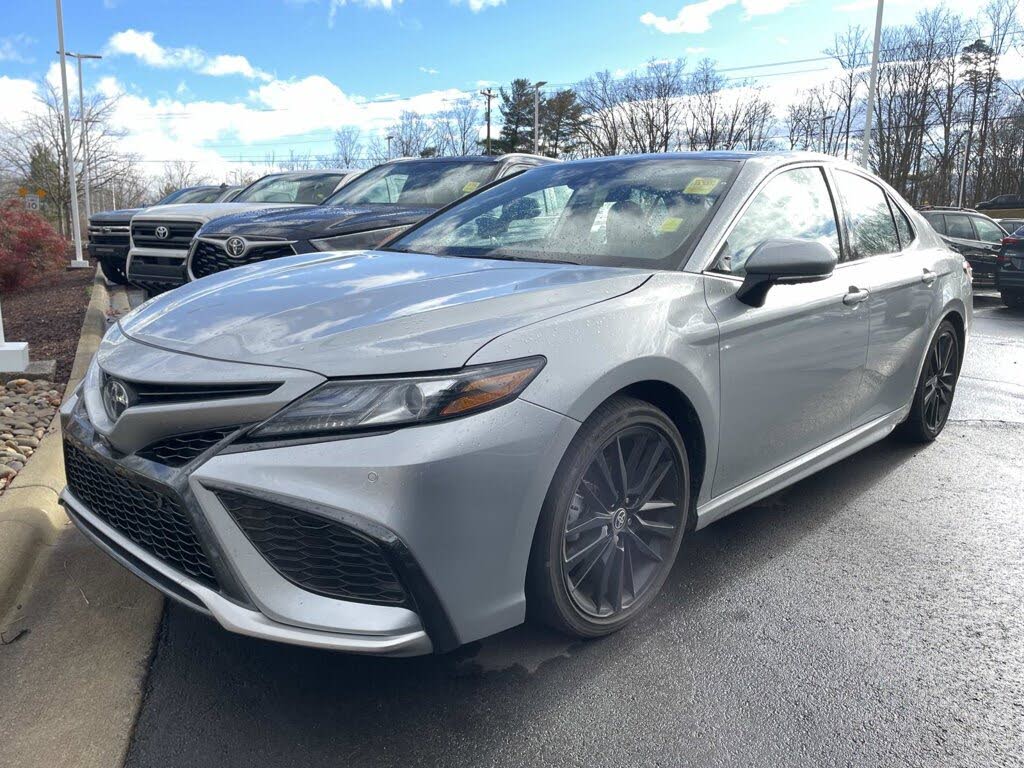 2024 Toyota Camry XSE V6 FWD