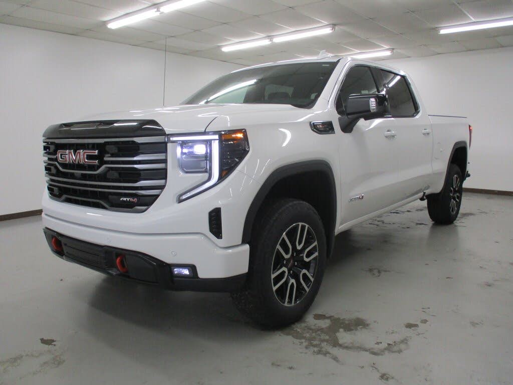 2026 GMC Sierra 1500 AT4 Crew Cab 4WD