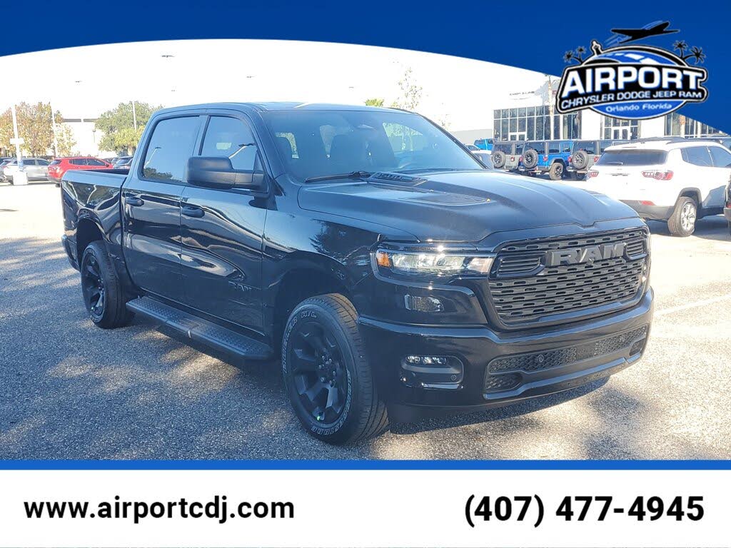 2026 RAM 1500 Express Crew Cab 4WD