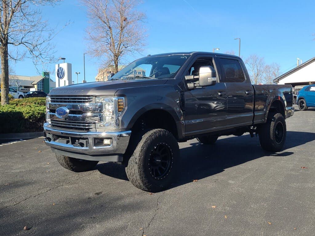 2018 Ford F-250 Super Duty Lariat Crew Cab 4WD