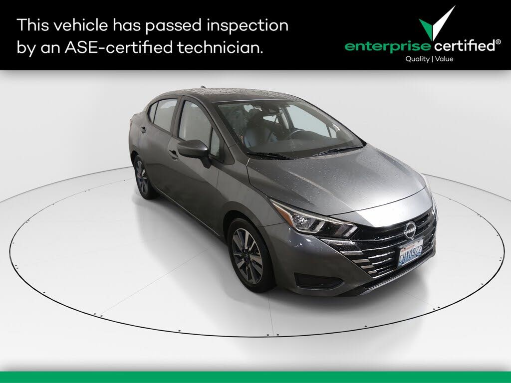 2023 Nissan Versa SV FWD