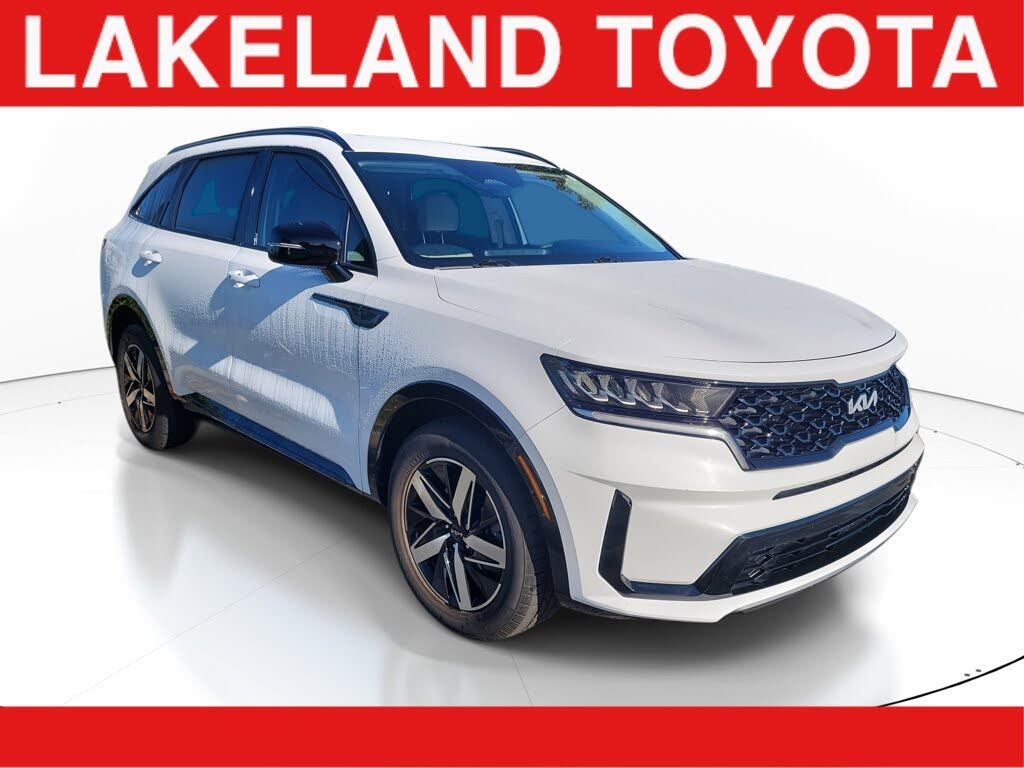 2023 Kia Sorento S FWD