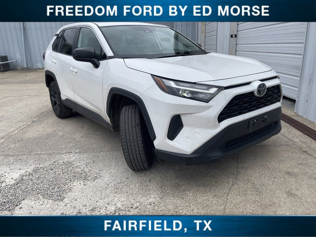 2023 Toyota RAV4 LE FWD