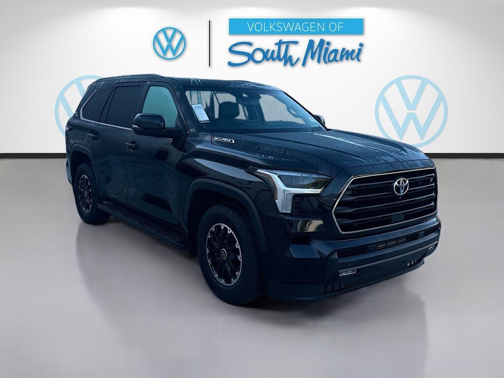 2024 Toyota Sequoia SR5 4WD