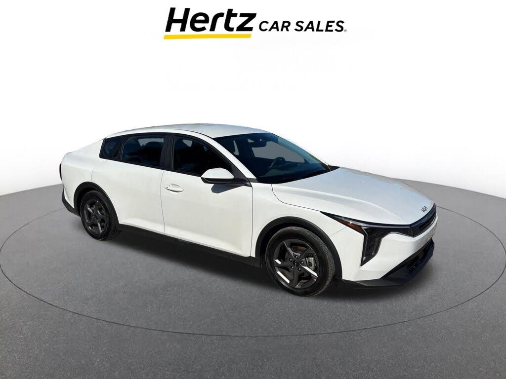 2025 Kia K4 LXS FWD