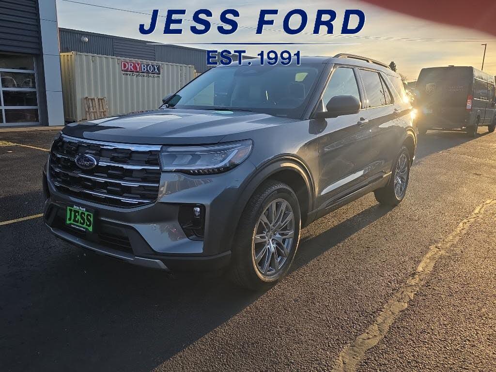2026 Ford Explorer Active AWD