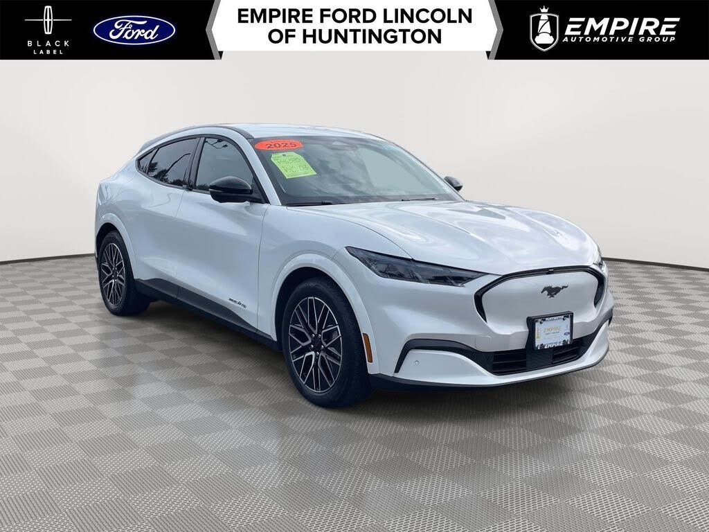 2025 Ford Mustang Mach-E Premium AWD
