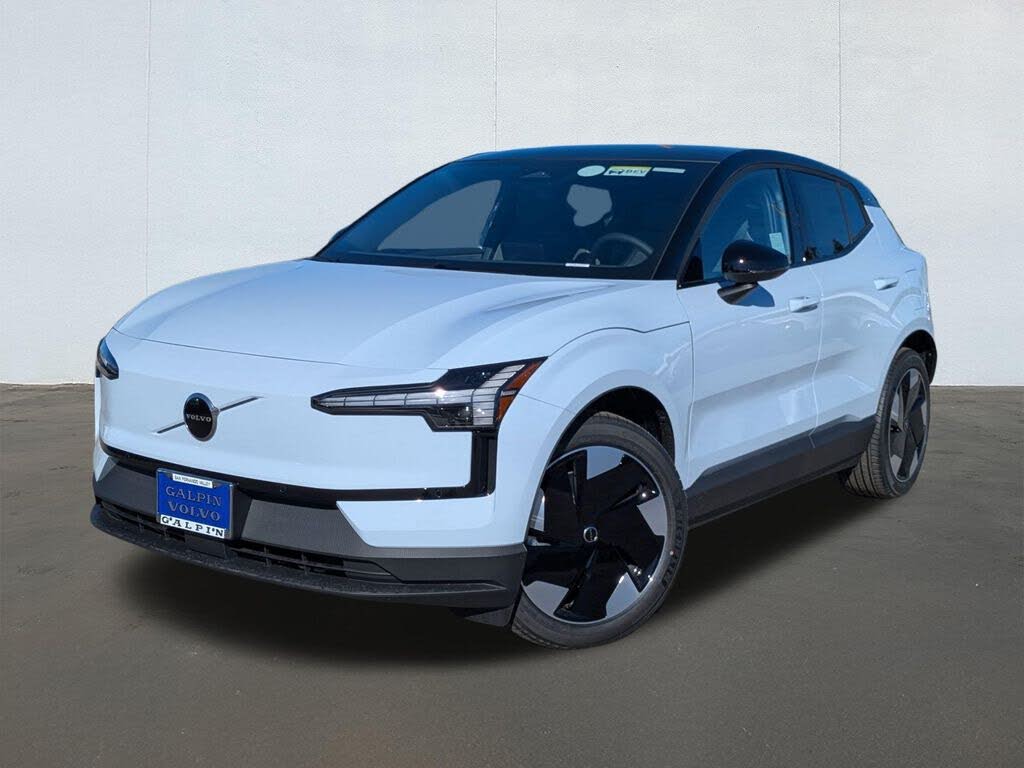 2026 Volvo EX30 Twin Plus eAWD