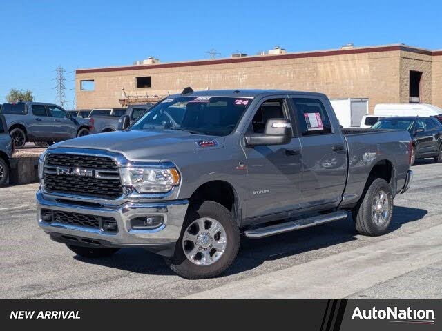 2024 RAM 2500 Big Horn Crew Cab 4WD