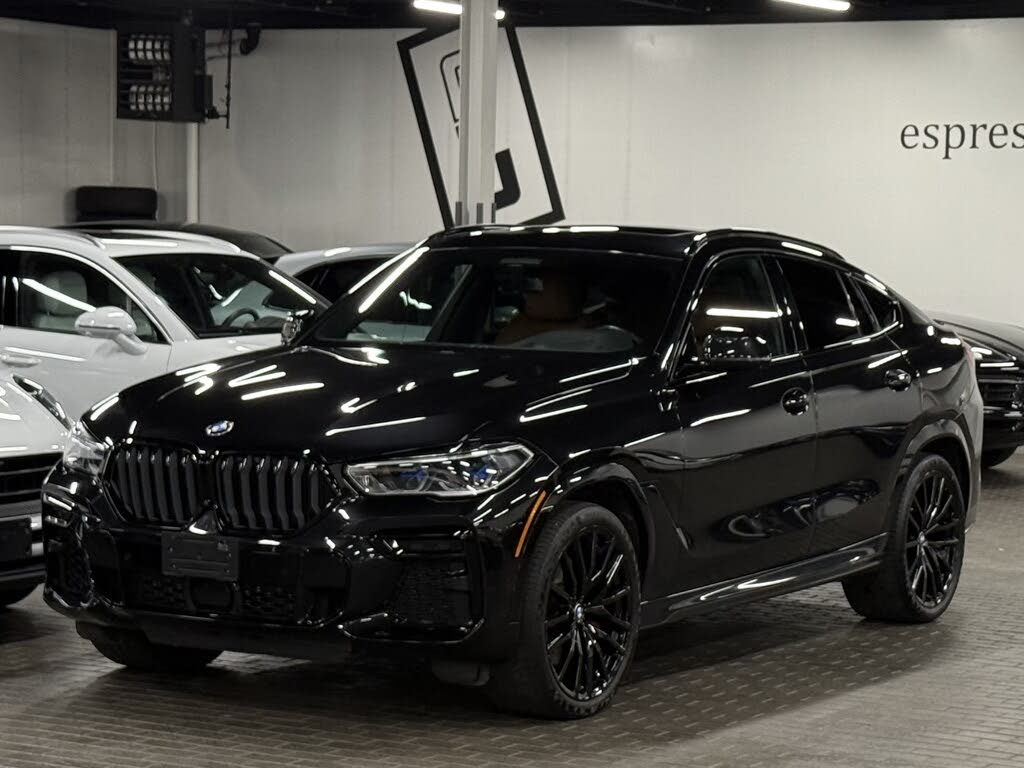 2022 BMW X6 xDrive40i AWD