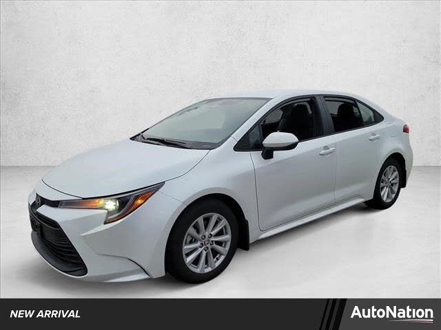2025 Toyota Corolla LE FWD