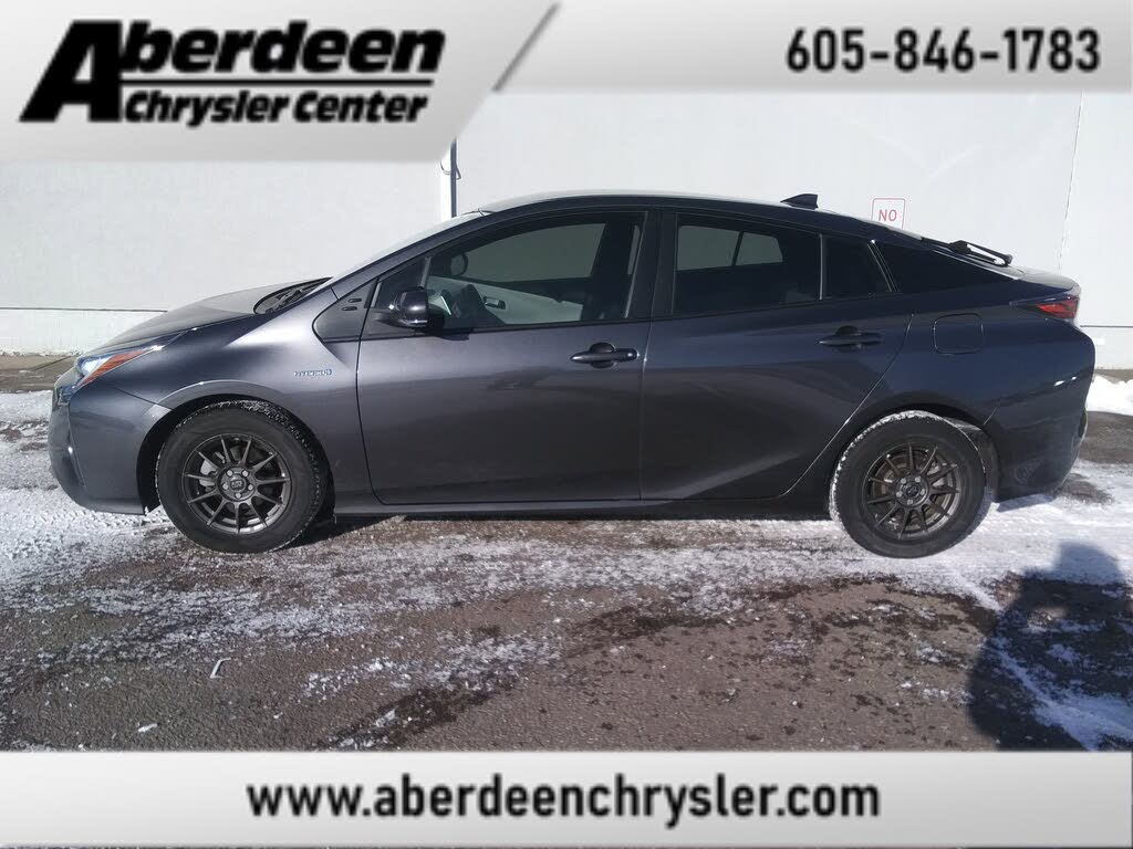 2016 Toyota Prius Two FWD