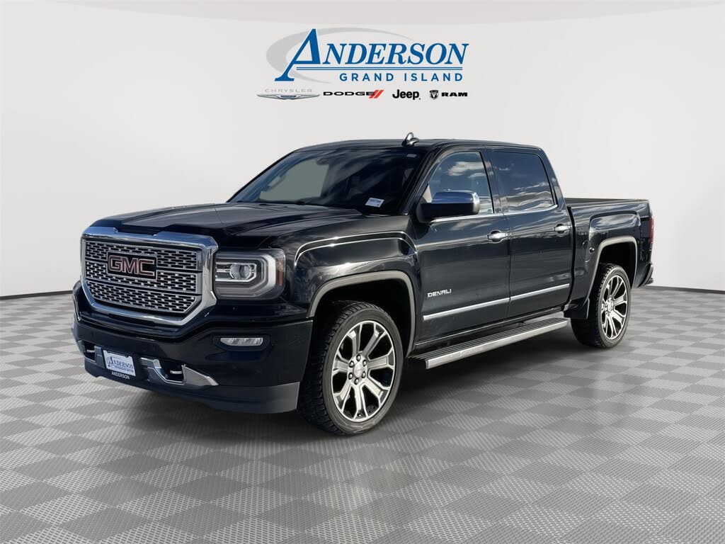 2017 GMC Sierra 1500 Denali Crew Cab 4WD