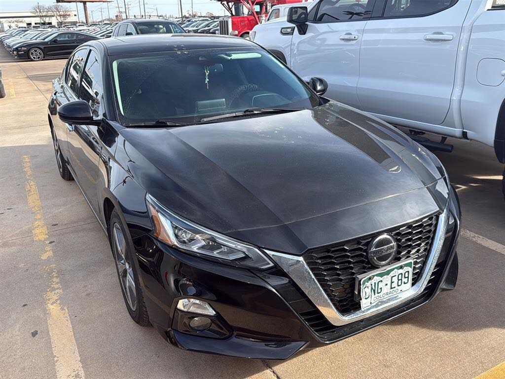 2019 Nissan Altima 2.5 SV FWD