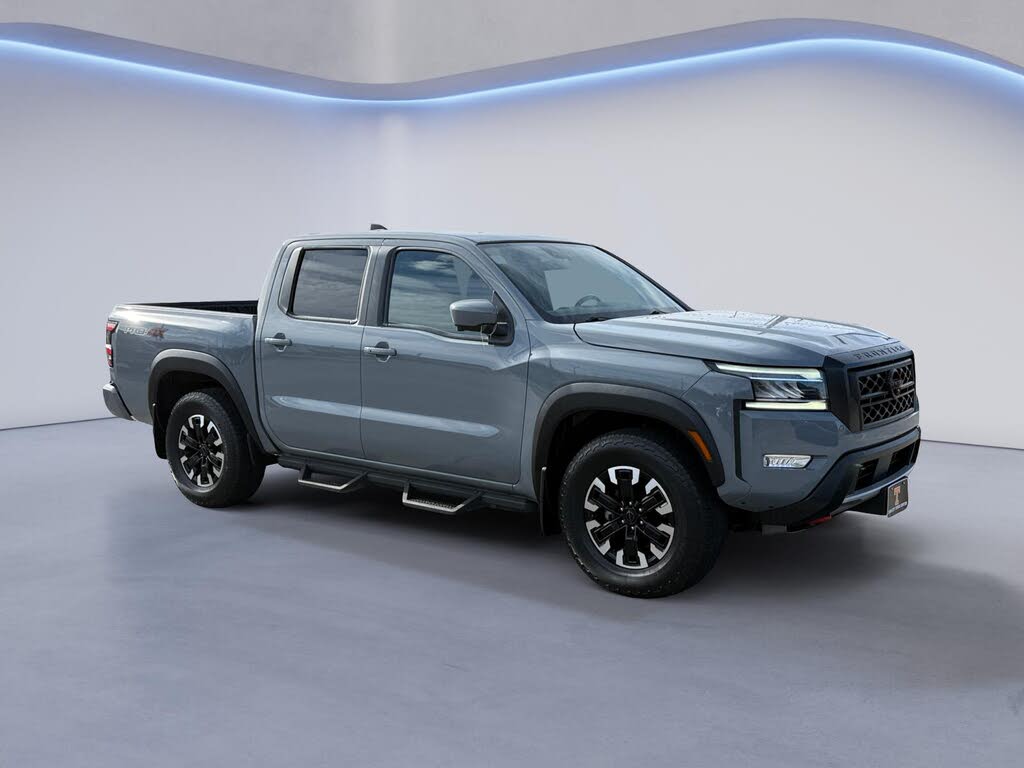 2024 Nissan Frontier PRO-4X Crew Cab 4WD