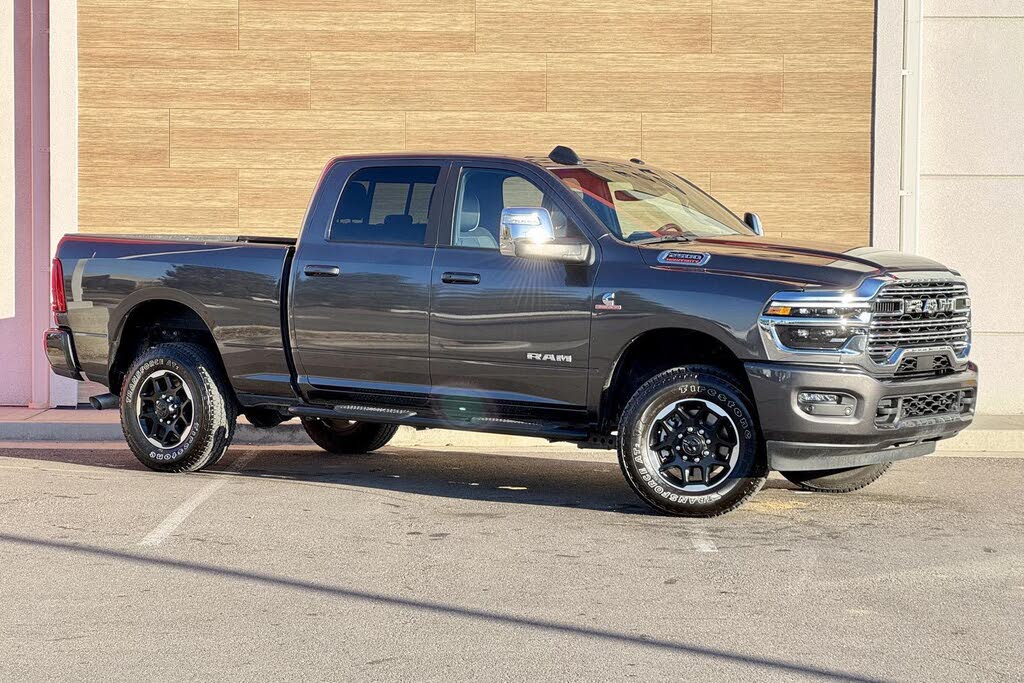 2025 RAM 2500 Laramie Crew Cab 4WD