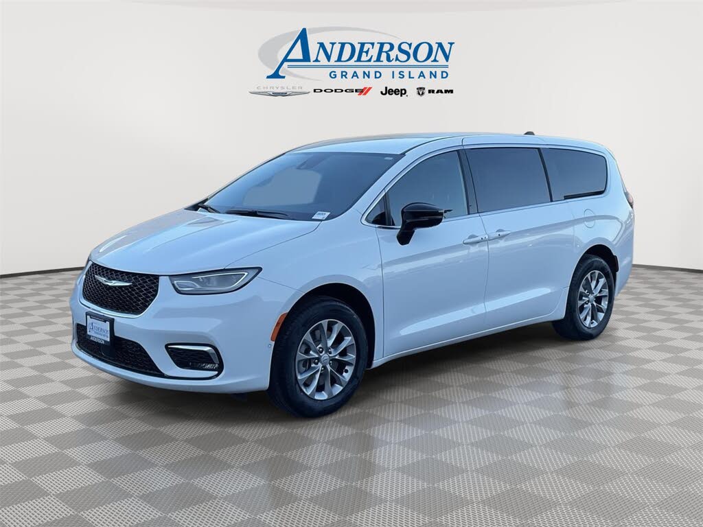 2026 Chrysler Pacifica Select AWD