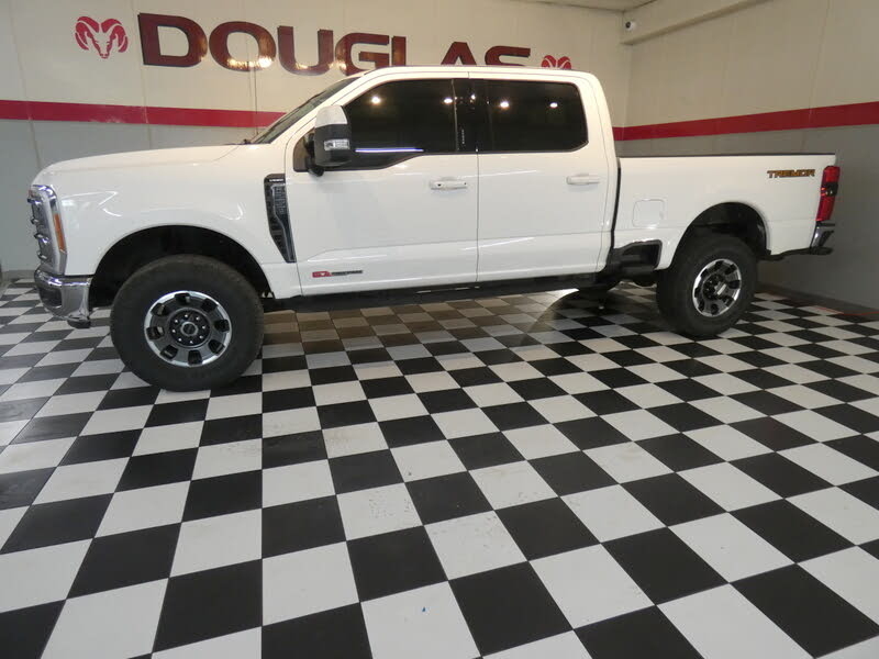2023 Ford F-250 Super Duty Lariat Crew Cab 4WD