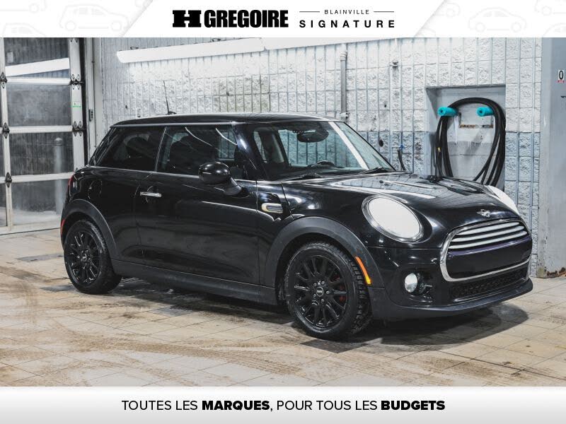 2015 MINI Cooper 2-Door Hatchback FWD