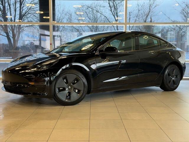 2023 Tesla Model 3 RWD