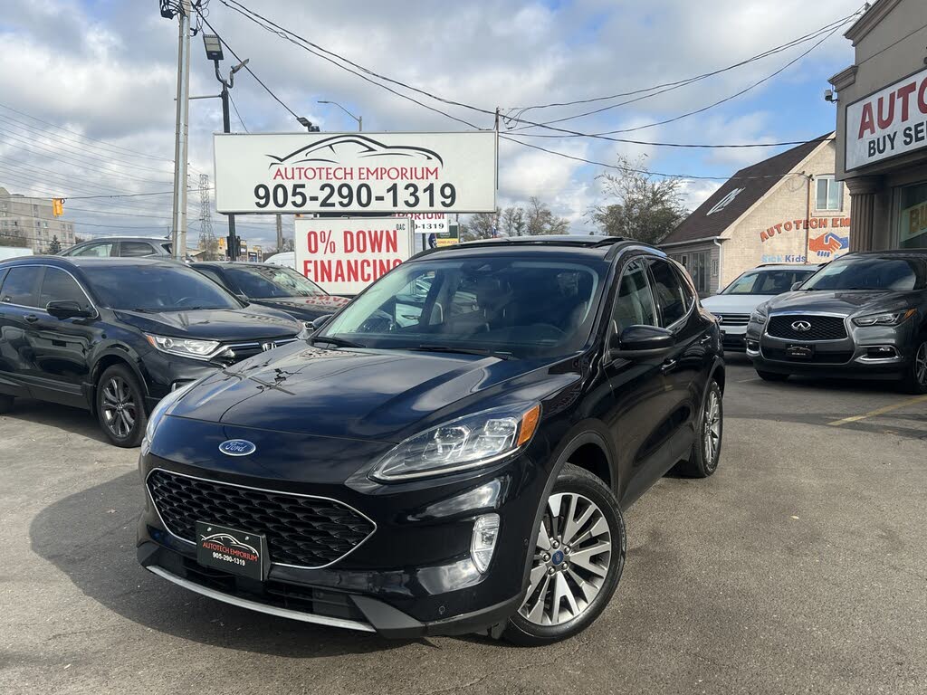 Ford Escape Titanium AWD 2021