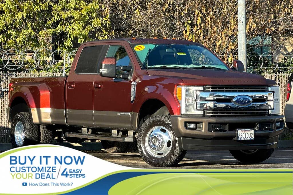 2017 Ford F-350 Super Duty King Ranch Crew Cab LB DRW 4WD