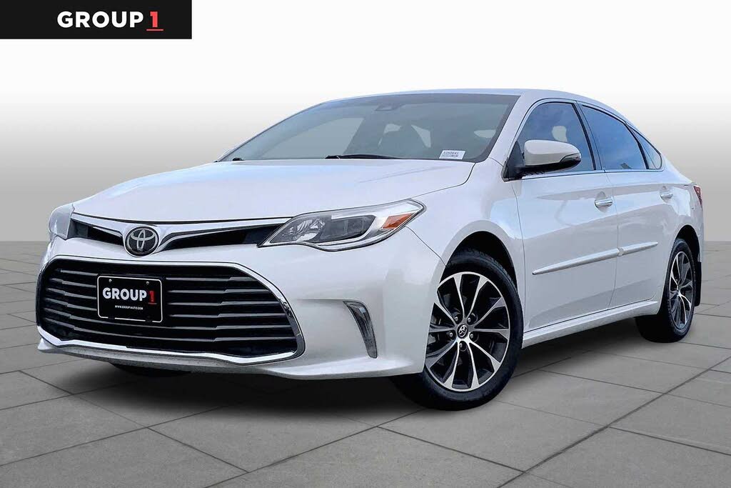 2018 Toyota Avalon XLE