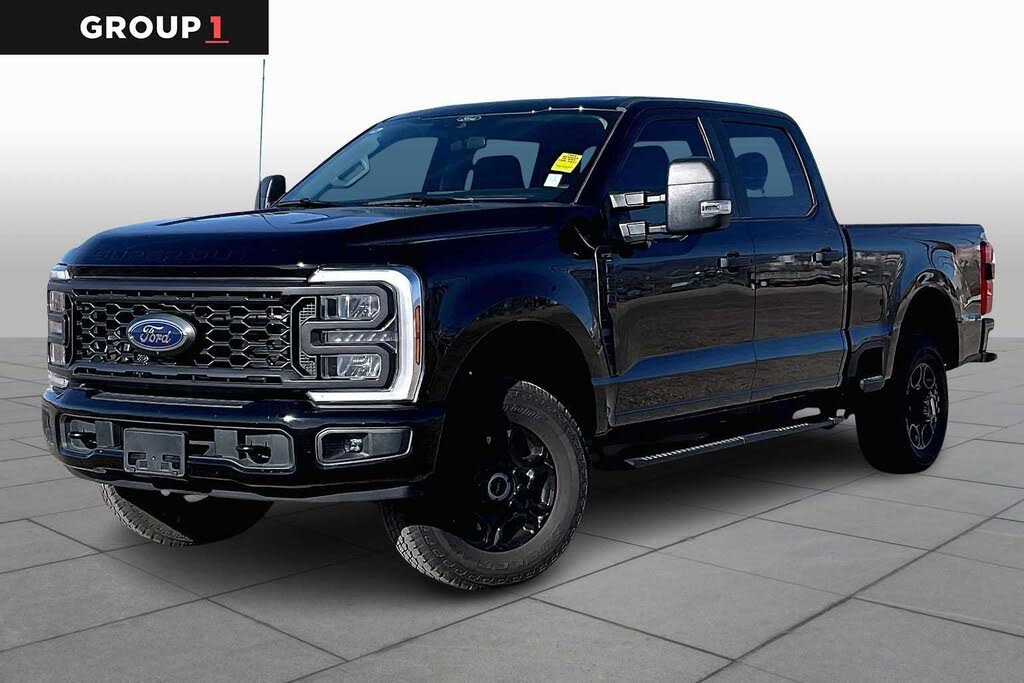 2025 Ford F-250 Super Duty XL Crew Cab 4WD