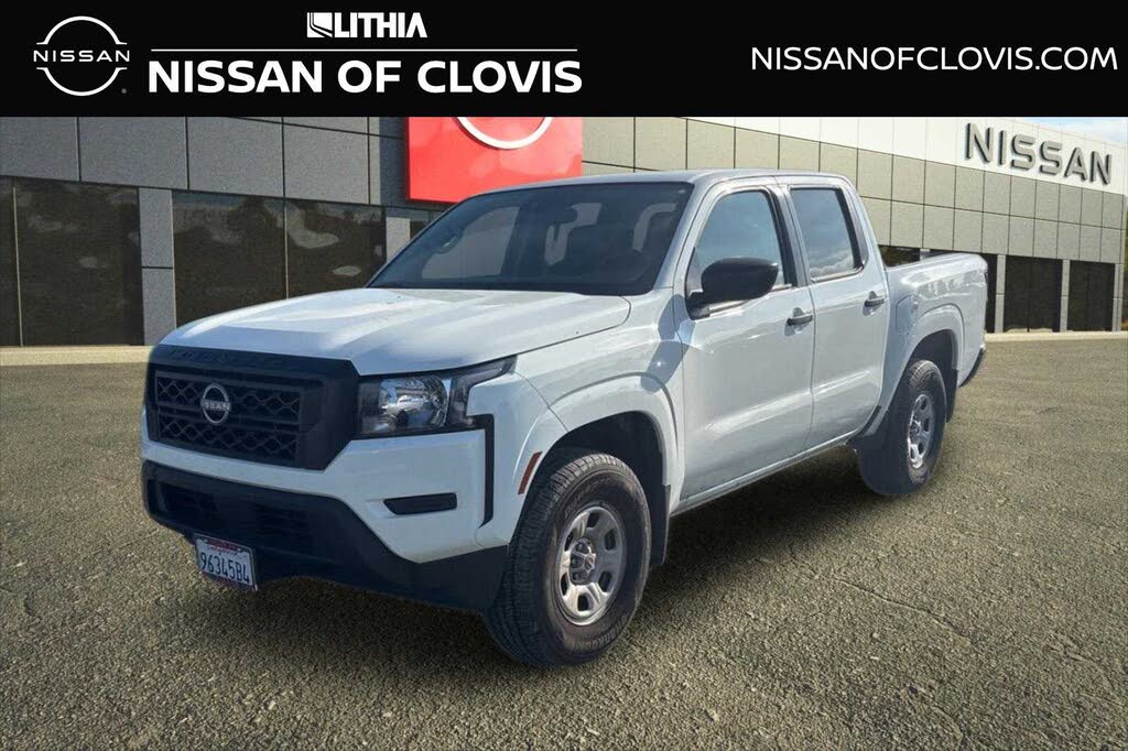2024 Nissan Frontier S Crew Cab 4WD