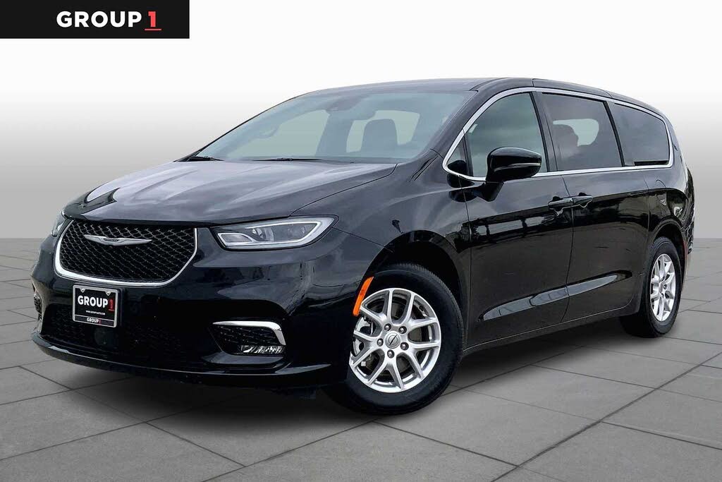 2025 Chrysler Pacifica Select FWD