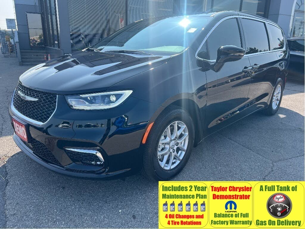 2026 Chrysler Pacifica Select FWD